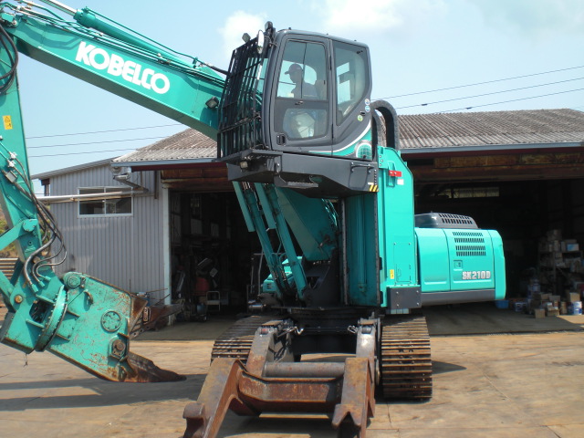 SK210D-10 80403 13.JPG